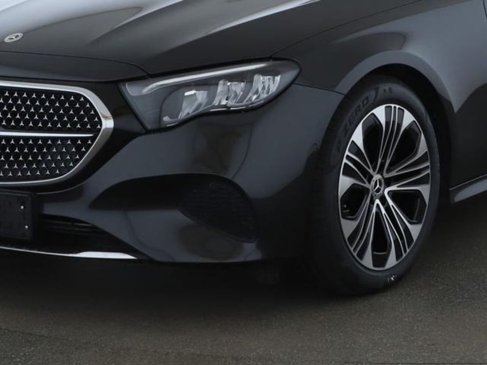 Mercedes-Benz Classe E usata a Milano (4)
