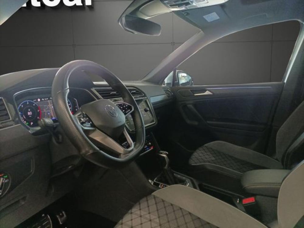 Volkswagen Tiguan usata a Milano (11)