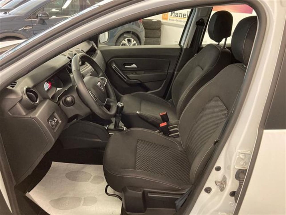 Dacia Duster usata a Brescia (15)