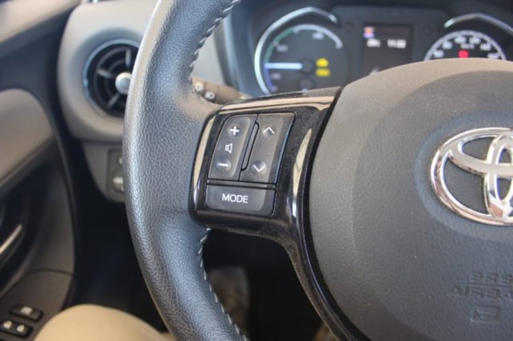 Toyota Yaris Cross usata a Roma (18)