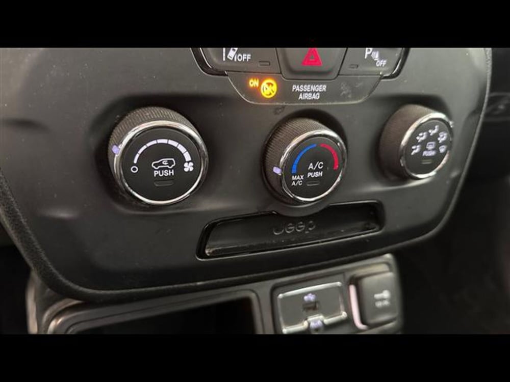 Jeep Renegade usata a Viterbo (15)