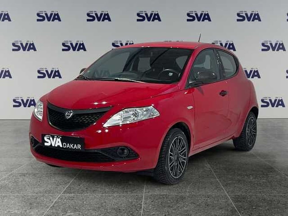 Lancia Ypsilon usata a Ravenna