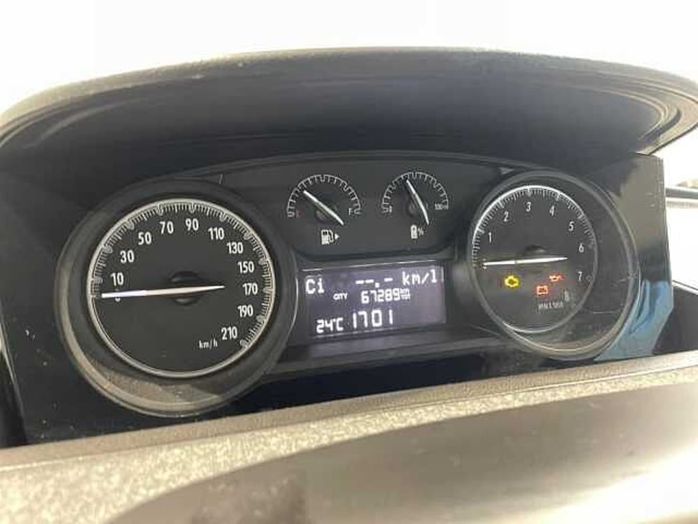 Lancia Ypsilon usata a Ravenna (12)