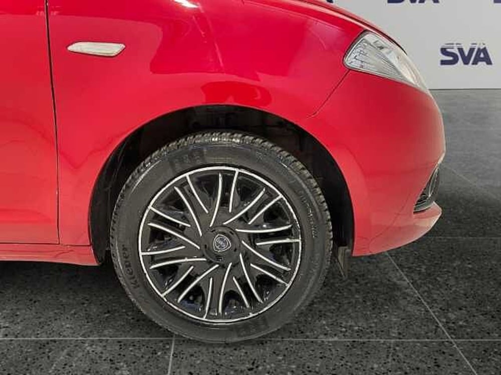 Lancia Ypsilon usata a Ravenna (6)