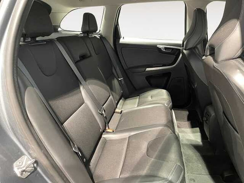 Volvo XC60 usata a Ravenna (10)