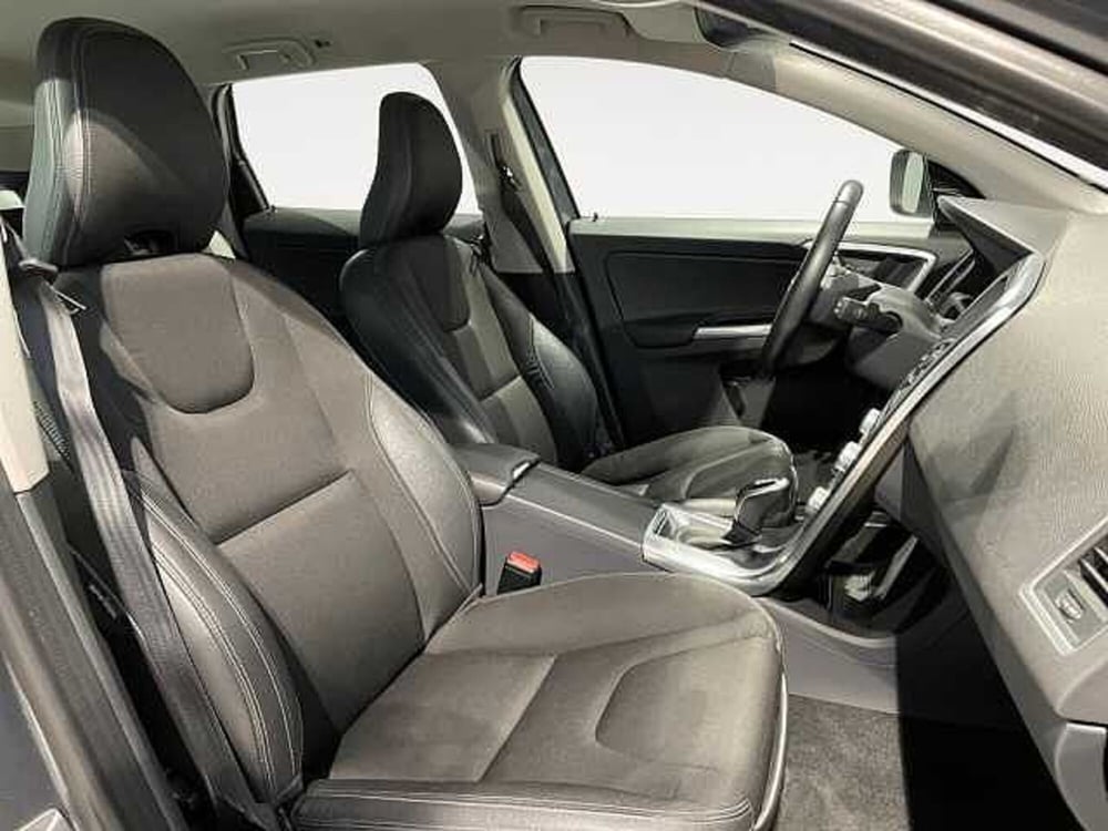Volvo XC60 usata a Ravenna (9)