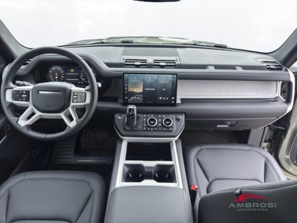 Land Rover Defender nuova a Perugia (11)
