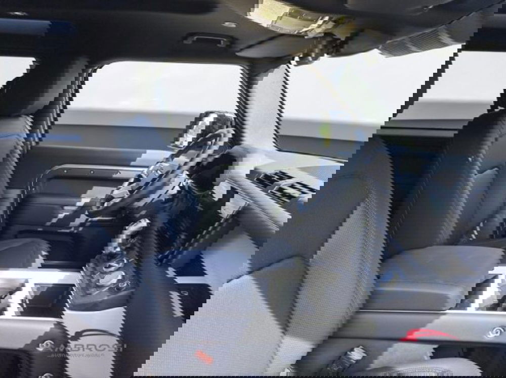 Land Rover Defender usata a Perugia (11)