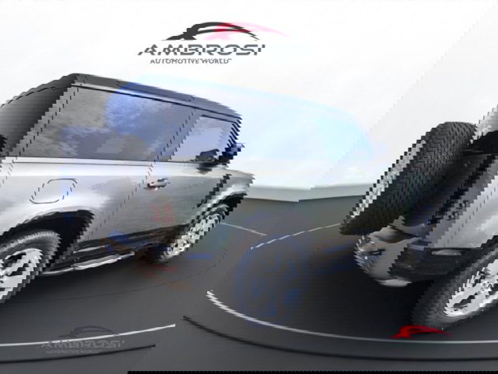 Land Rover Defender usata a Perugia (3)