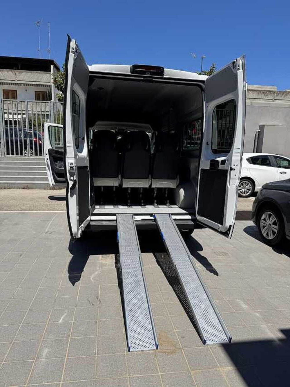 Peugeot Boxer Furgone nuova a Lecce (13)