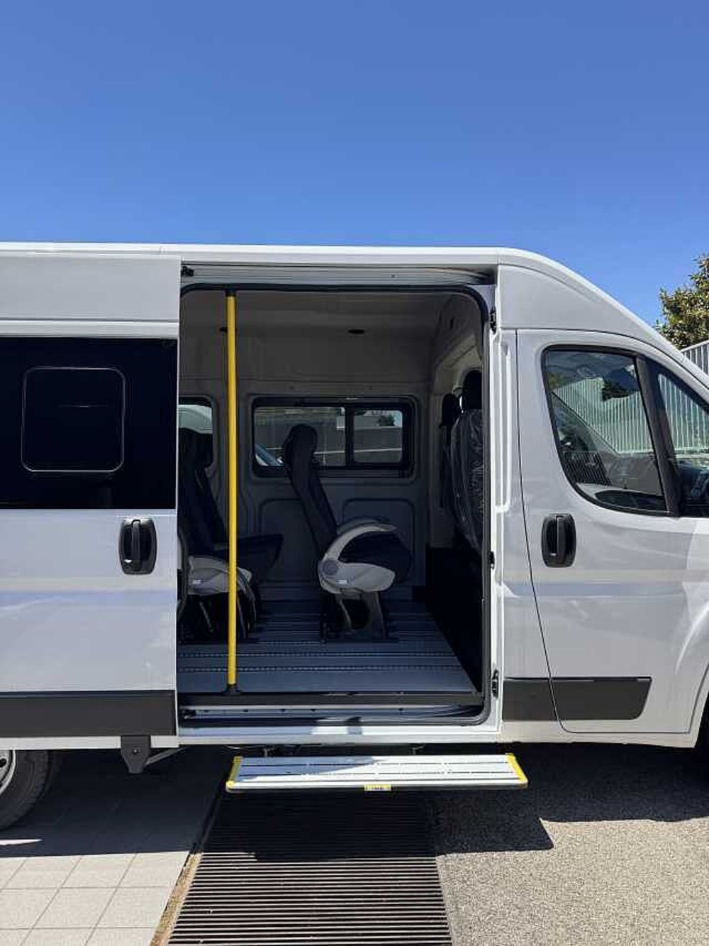 Peugeot Boxer Furgone nuova a Lecce