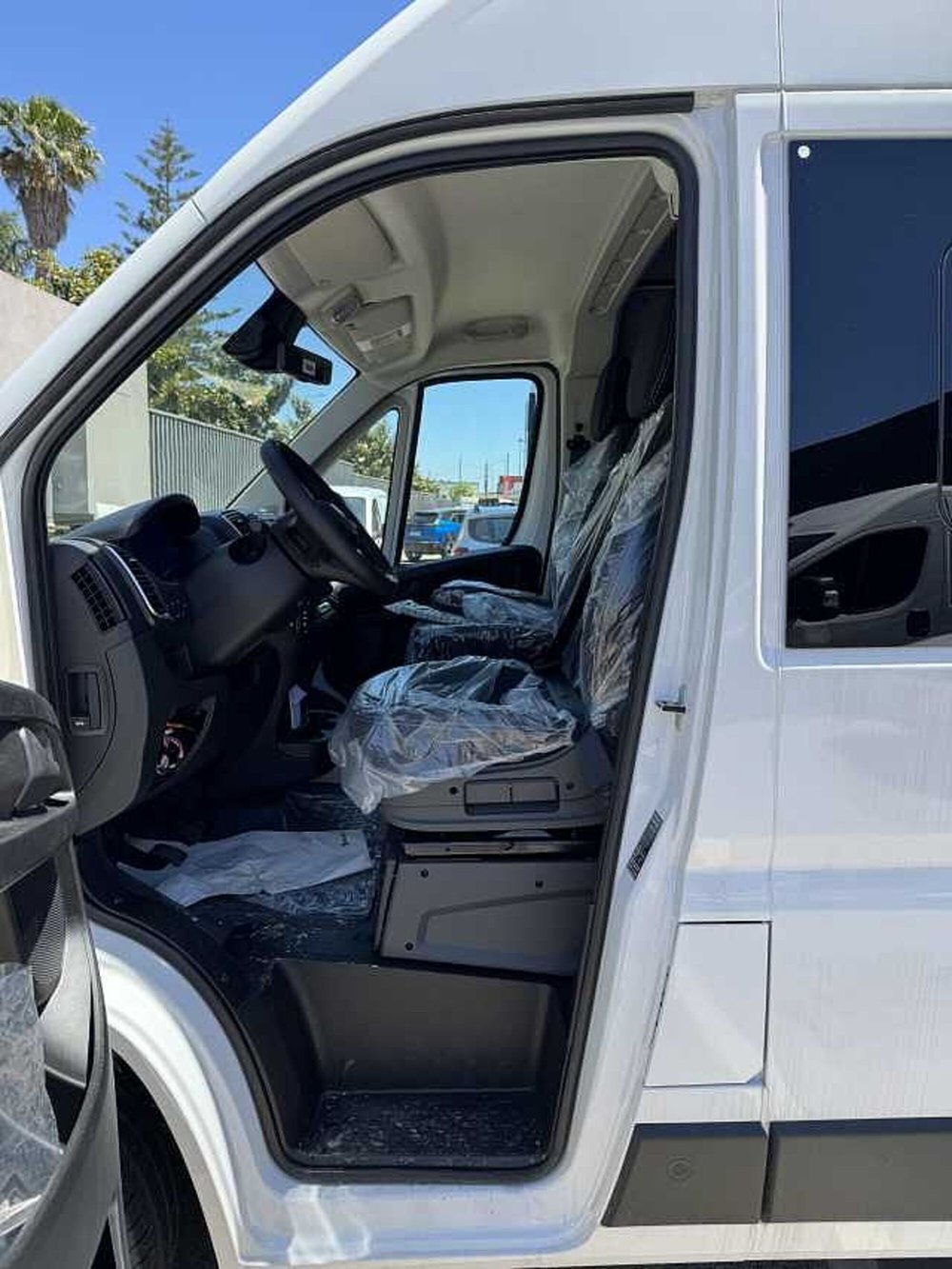 Peugeot Boxer Furgone nuova a Lecce (7)