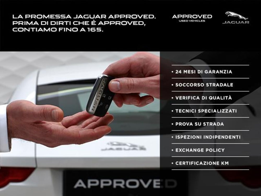Jaguar E-Pace usata a Varese (14)