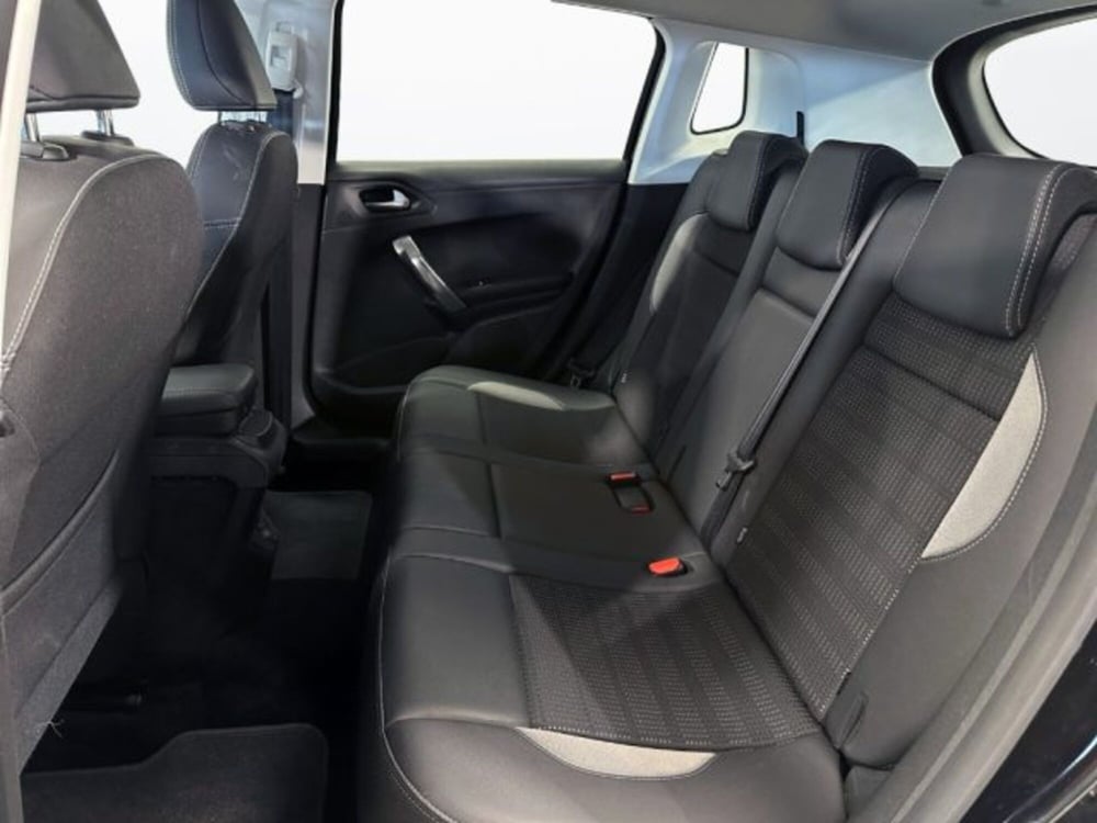 Peugeot 2008 usata a Modena (12)