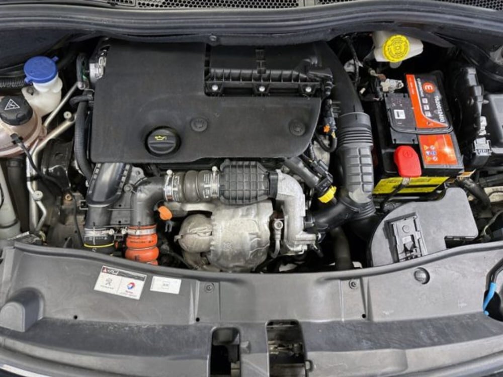 Peugeot 2008 usata a Modena (15)