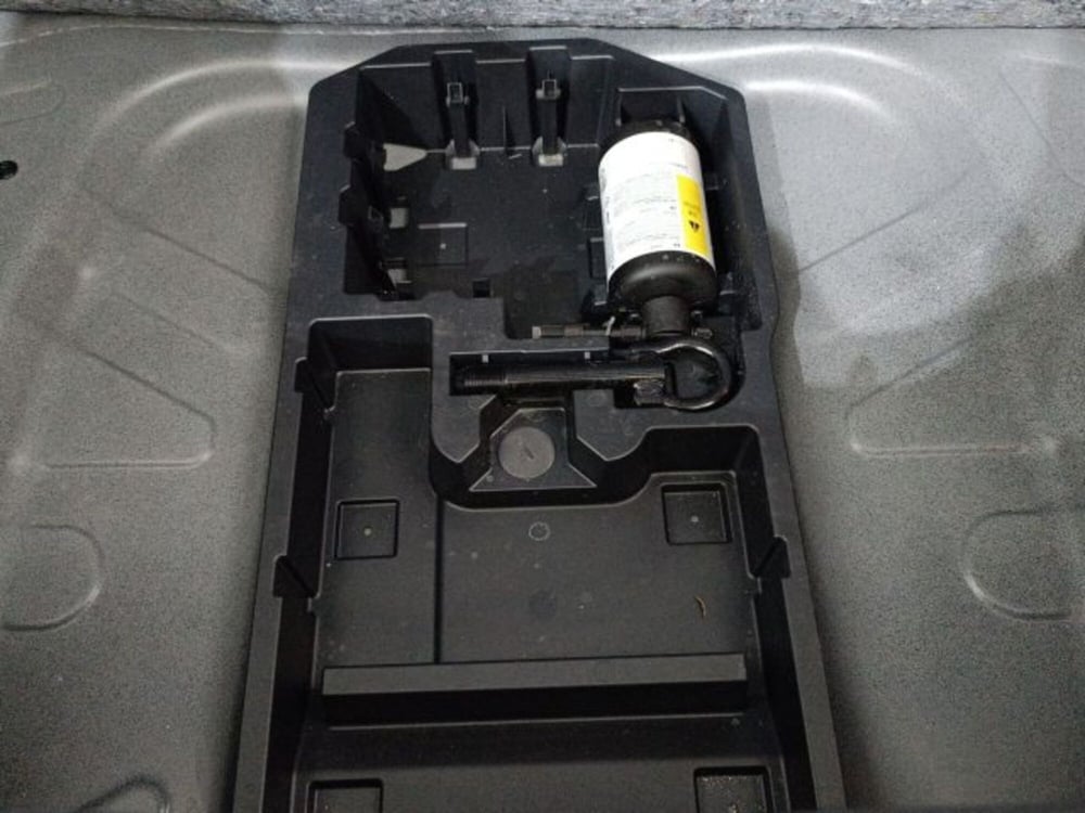 Toyota Aygo X usata a Catania (13)