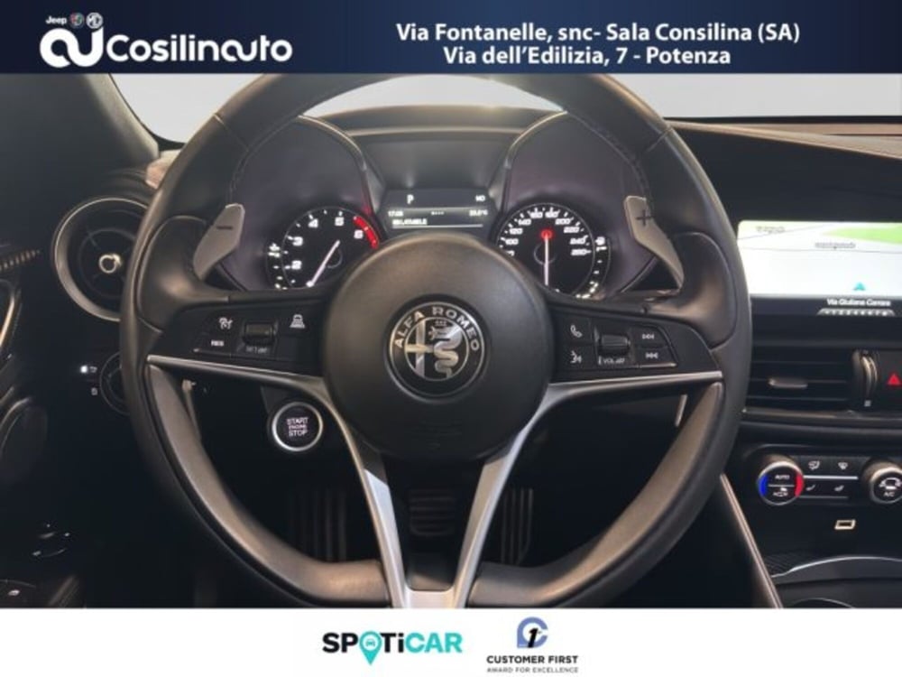Alfa Romeo Giulia usata a Salerno (12)