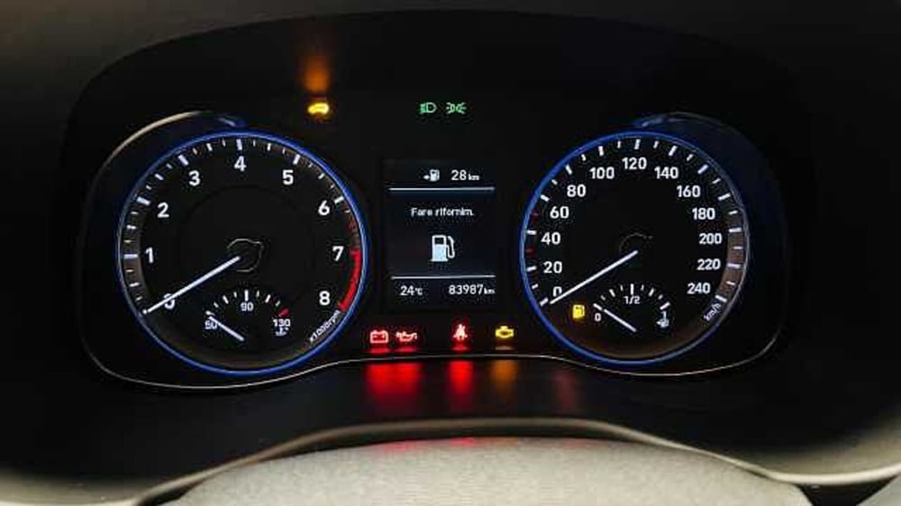 Hyundai Kona usata a Milano (9)