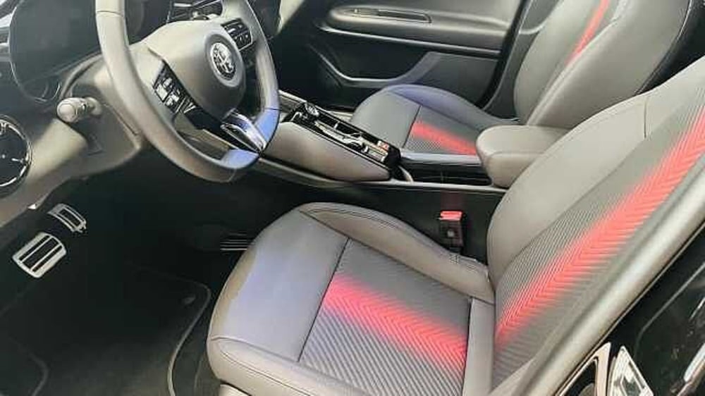 Alfa Romeo Junior nuova a Milano (17)