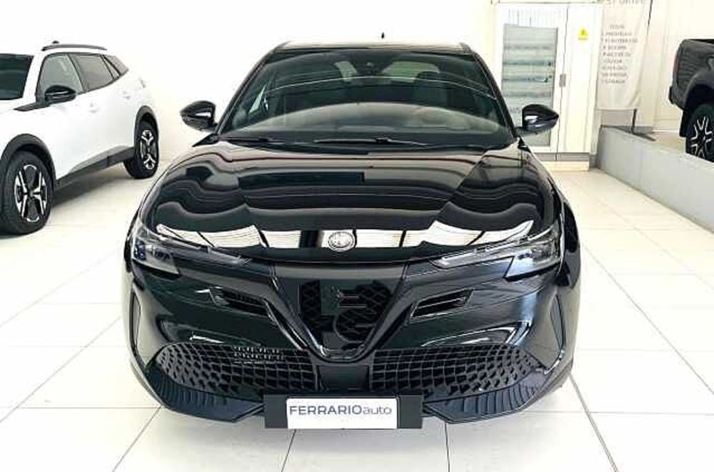 Alfa Romeo Junior nuova a Milano (2)