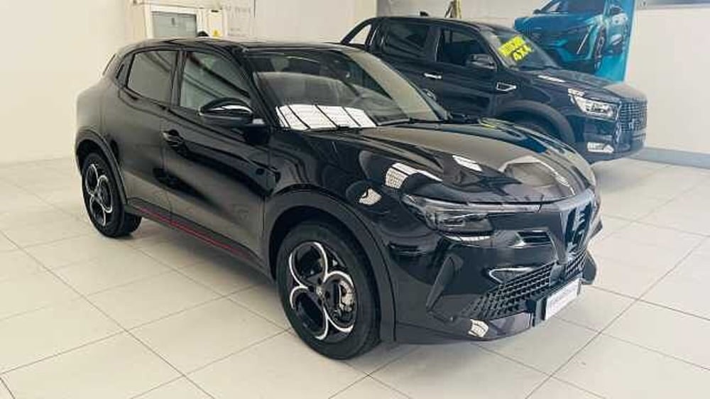 Alfa Romeo Junior nuova a Milano (3)
