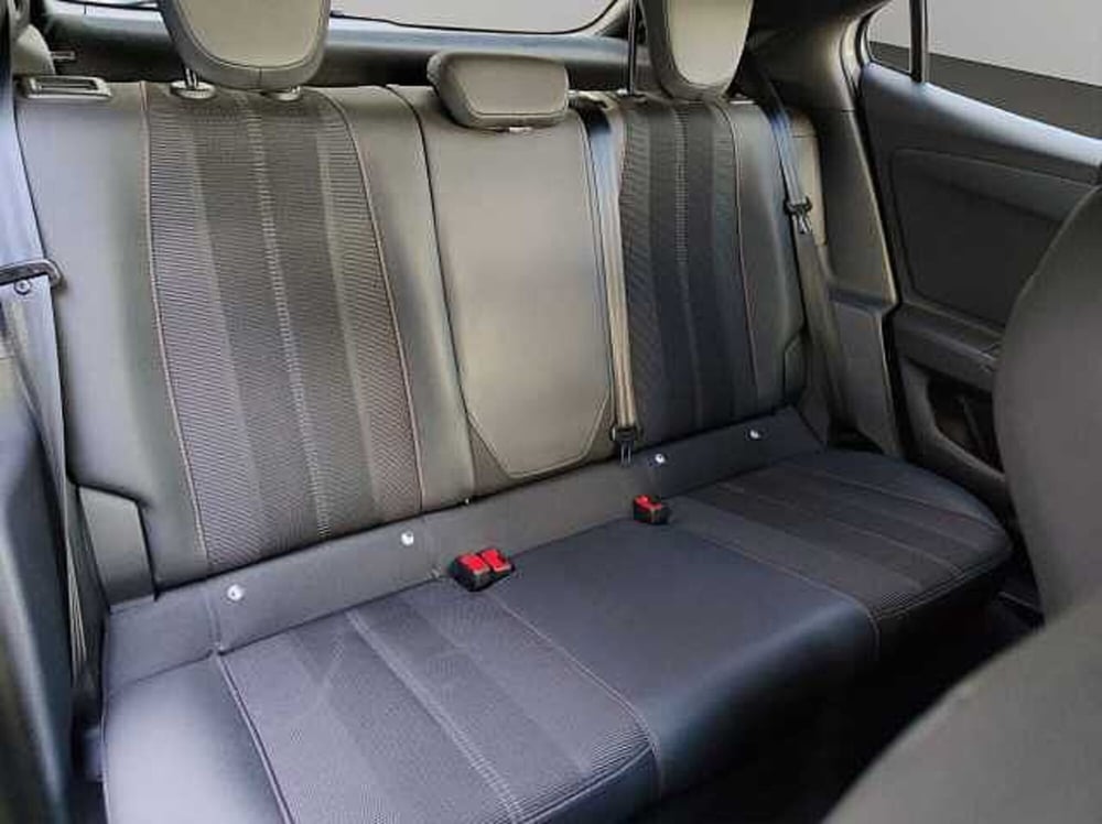 Opel Mokka usata a Vibo Valentia (15)