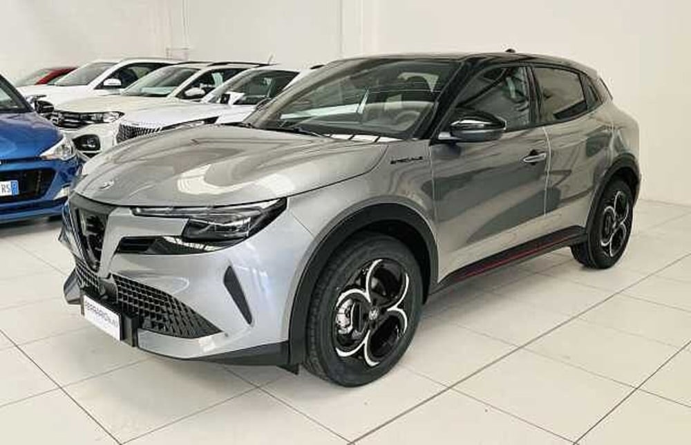 Alfa Romeo Junior nuova a Milano