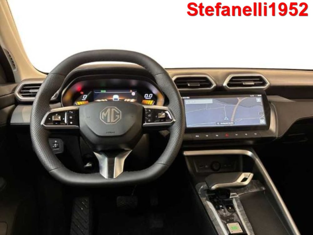 Mg ZS EV nuova a Bologna (14)