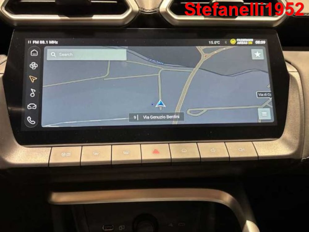 Mg ZS EV nuova a Bologna (17)