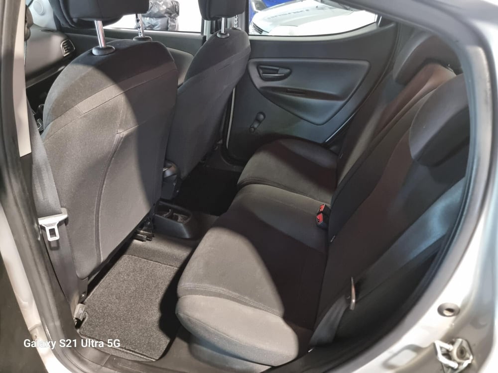 Lancia Ypsilon usata a Alessandria (10)