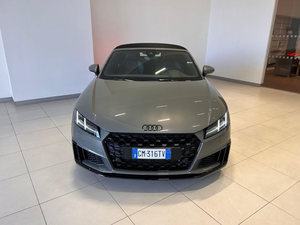 Audi TT Cabrio usata a Napoli (13)