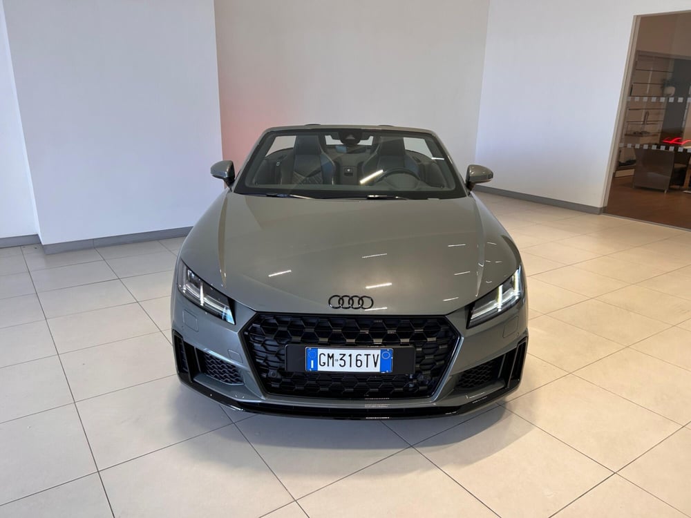 Audi TT Cabrio usata a Napoli (14)