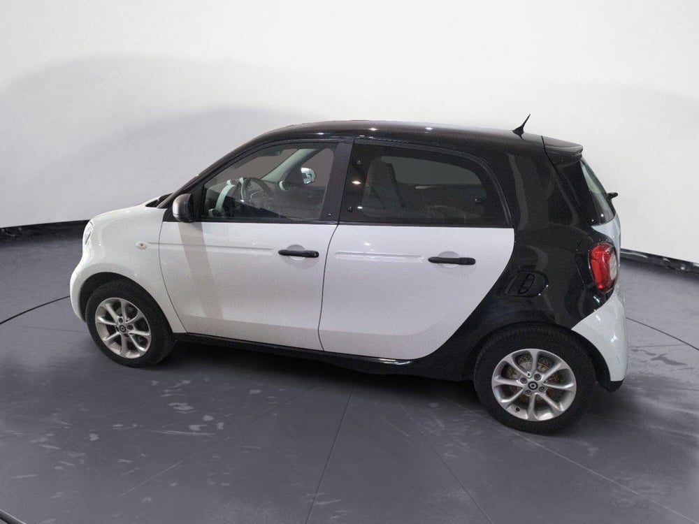 smart forfour usata a Brindisi (2)