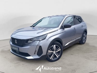 Peugeot 3008 Hybrid 225 e-EAT8 Allure del 2022 usata a Bari