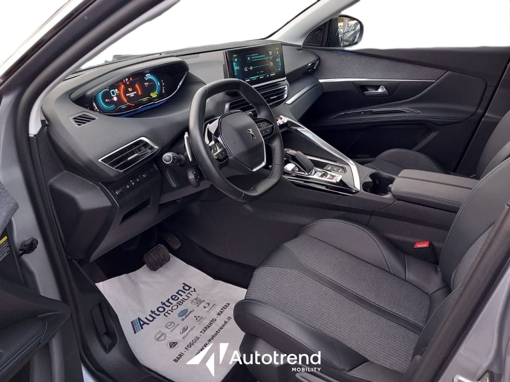 Peugeot 3008 usata a Bari (4)