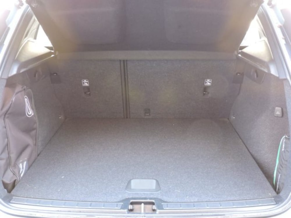 Volvo XC40 usata a Firenze (6)