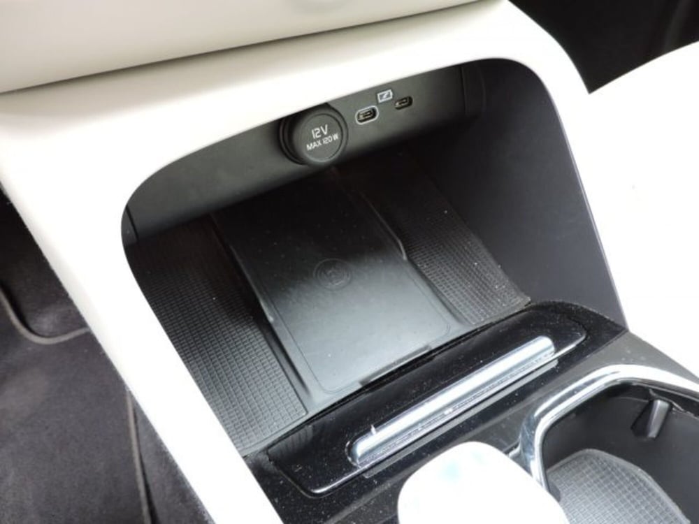 Volvo XC40 usata a Firenze (18)