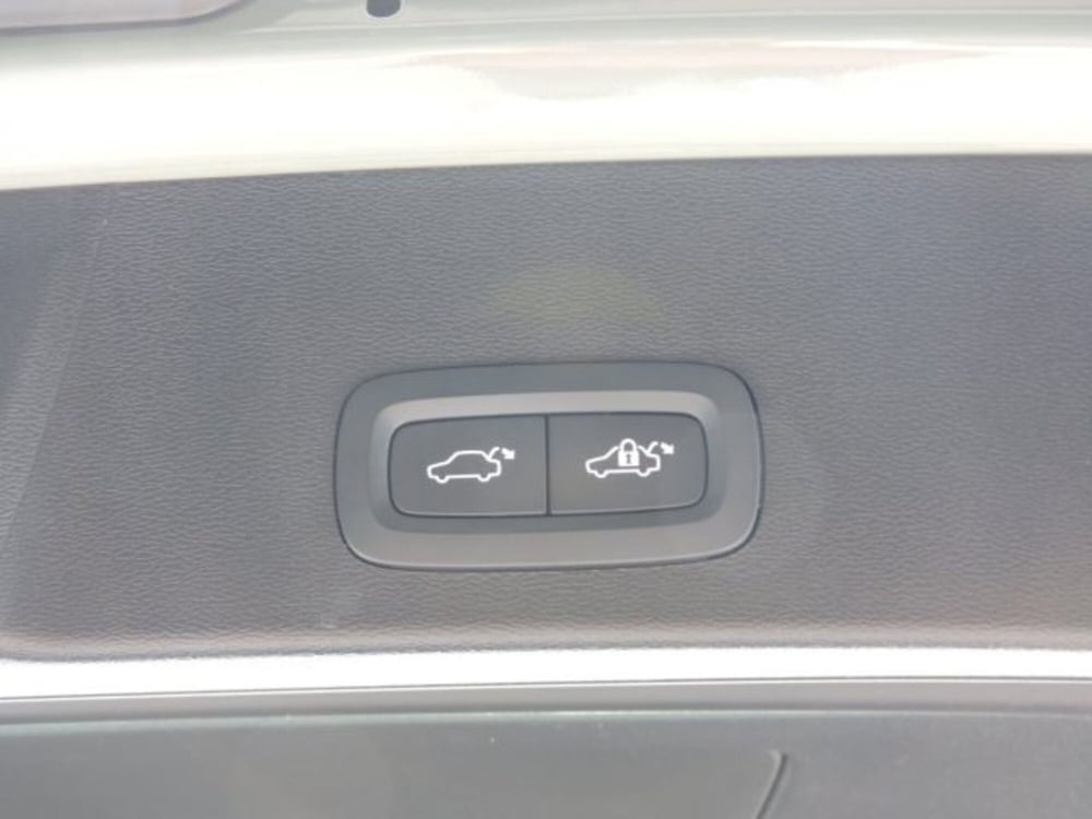Volvo XC40 usata a Firenze (8)