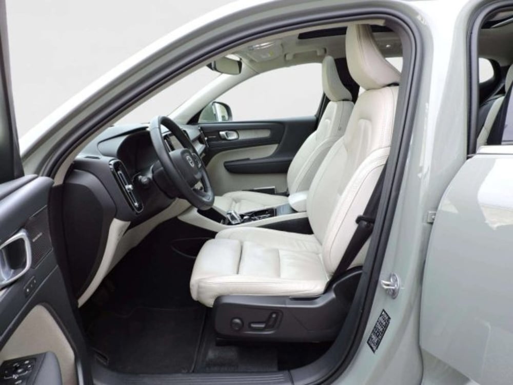 Volvo XC40 usata a Firenze (9)