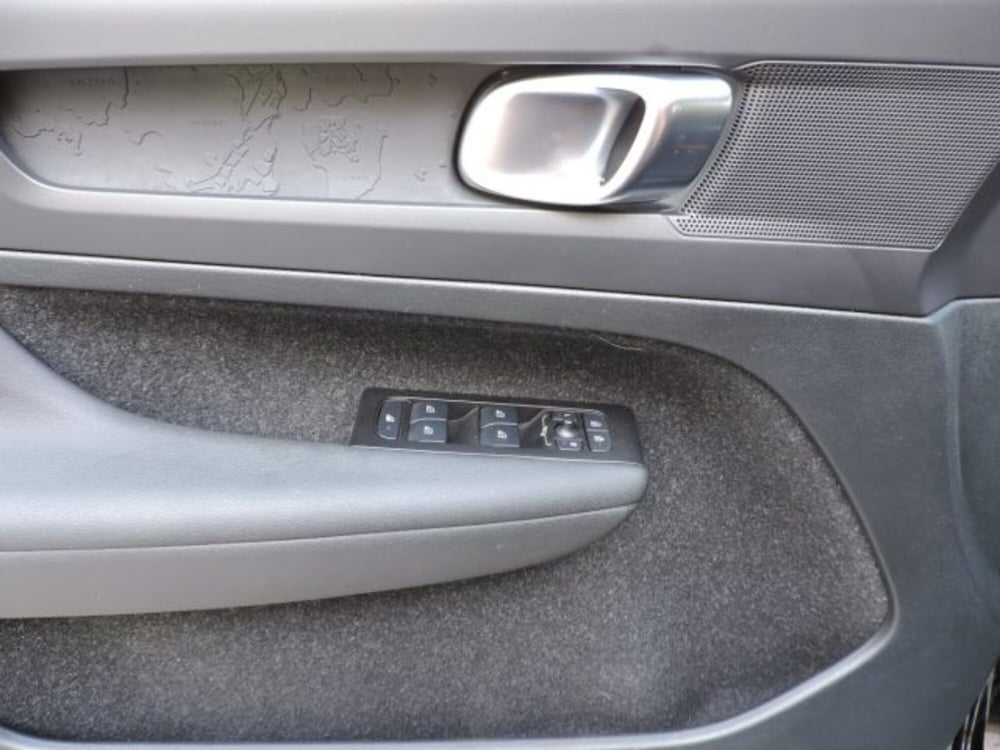 Volvo XC40 usata a Firenze (15)