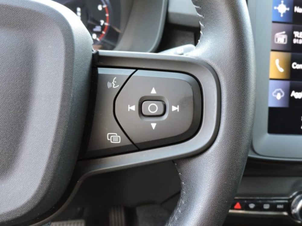 Volvo XC40 usata a Firenze (17)