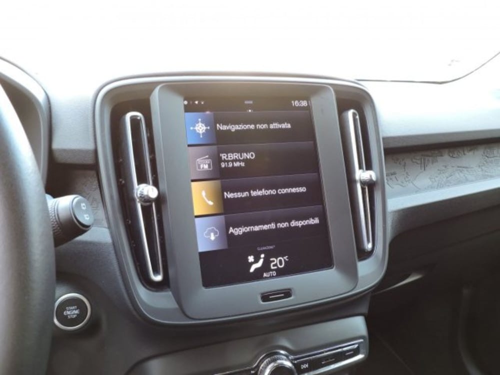 Volvo XC40 usata a Firenze (18)