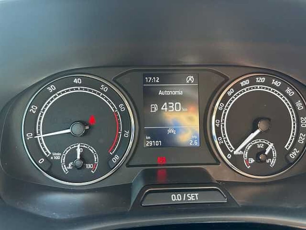 Skoda Fabia usata a Verona (12)