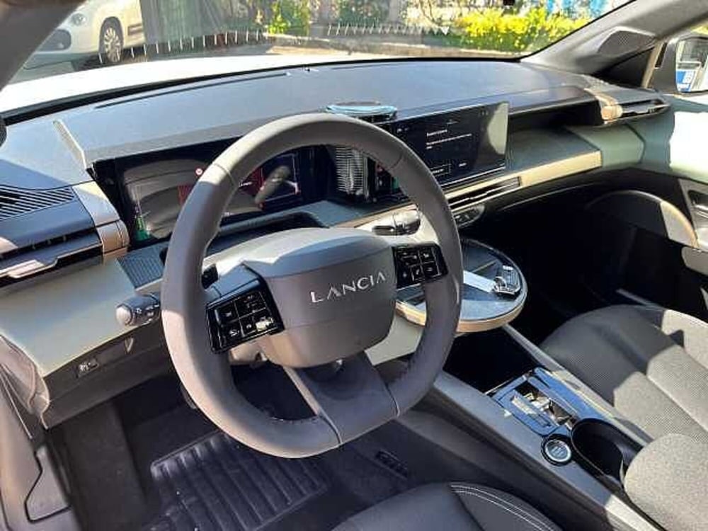 Lancia Ypsilon nuova a Roma (7)