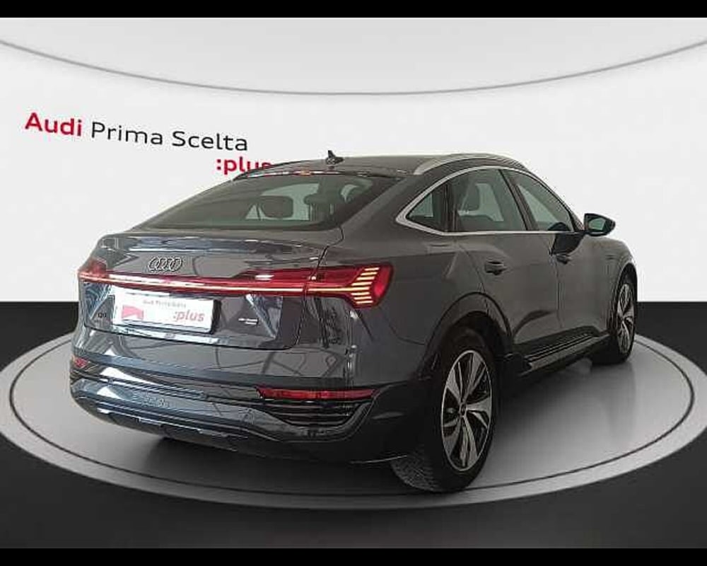 Audi Q8 Sportback usata a Roma (4)