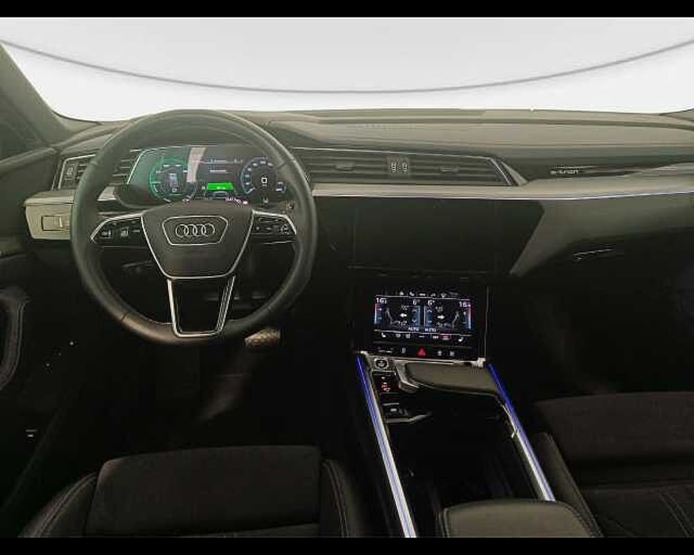 Audi Q8 Sportback usata a Roma (6)