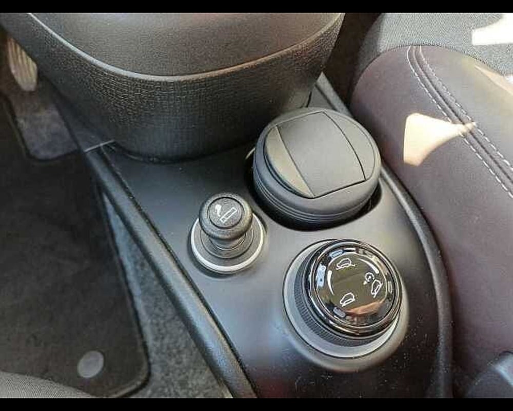 Fiat Panda Cross usata a Venezia (15)