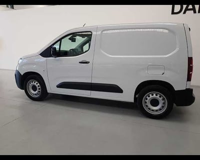 Citroen Berlingo Furgone van M 1.5 bluehdi 130cv S&amp;S 2p.ti p.maggior. del 2023 usata a Solaro