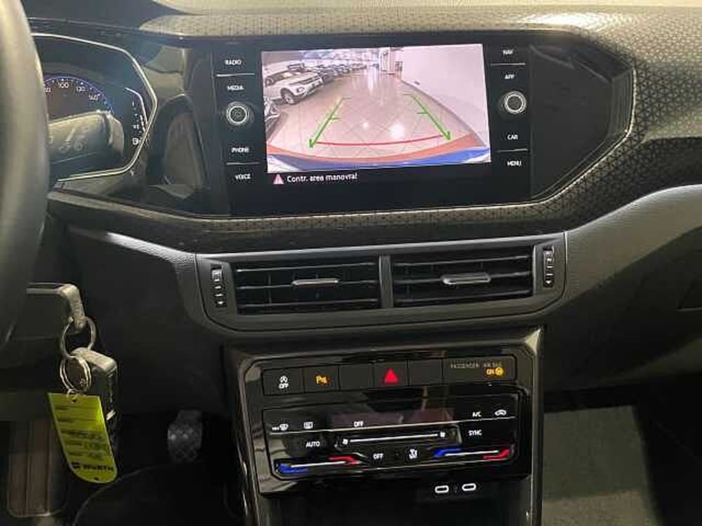 Volkswagen T-Cross usata a Genova (12)