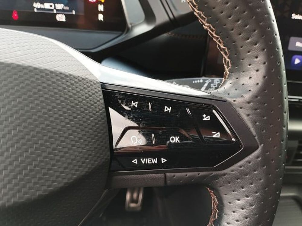 Cupra Born usata a Vicenza (11)